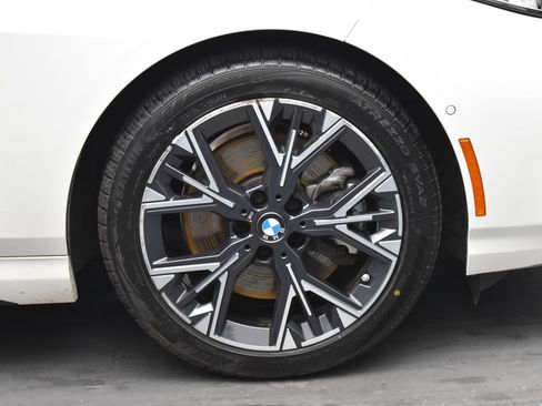Used 2025 BMW 228i xDrive w/ Premium Package AWD/4WD image 5
