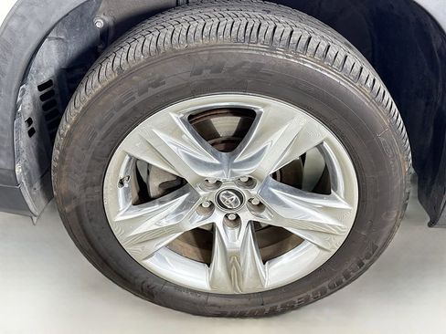 Used 2018 Toyota Highlander Limited image 31