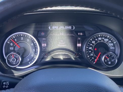 Used 2024 RAM 1500 Big Horn AWD/4WD image 29