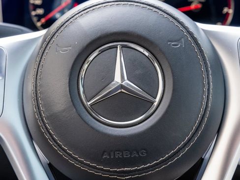 Used 2018 Mercedes-Benz Maybach S 560 4MATIC image 27