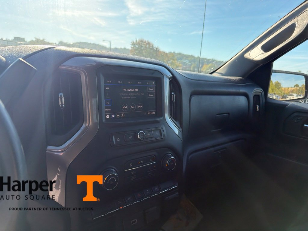 Used 2020 Chevrolet Silverado 1500 Custom w/ Custom Value Package AWD/4WD image 16