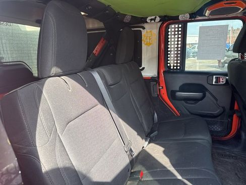 Used 2018 Jeep Wrangler Unlimited Sport S image 8