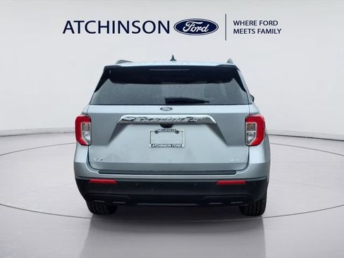 Certified 2024 Ford Explorer XLT AWD/4WD image 5