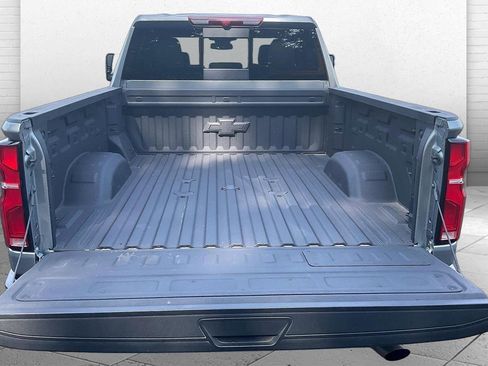 Used 2025 Chevrolet Silverado 2500 ZR2 AWD/4WD image 4