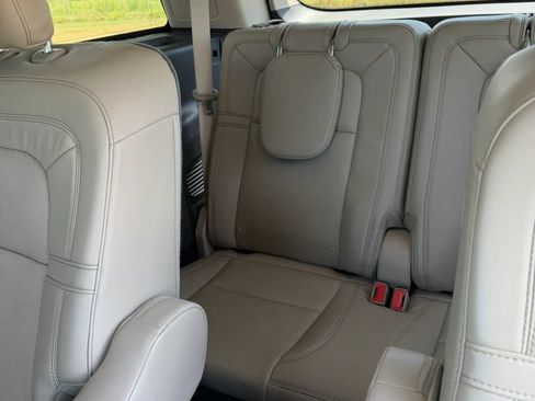 Used 2020 Lincoln Aviator Reserve w/ Equipment Group 202A AWD/4WD image 13