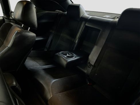 Used 2022 Dodge Challenger R/T w/ Plus Package image 23