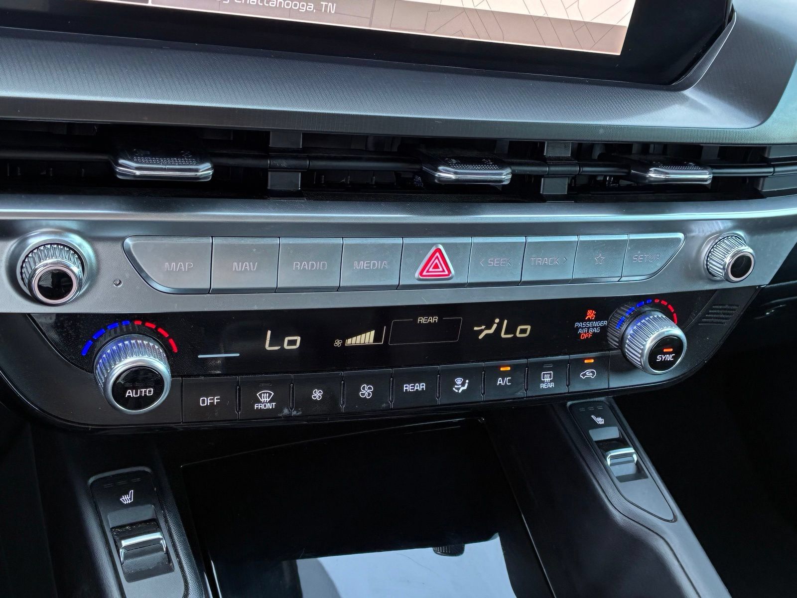 Used 2025 Kia Telluride S FWD image 25