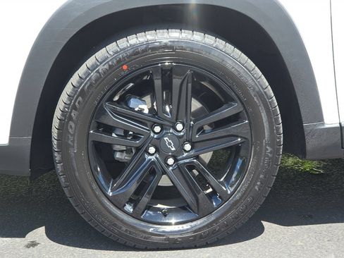 Used 2025 Chevrolet Trax ACTIV w/ Driver Confidence Package FWD image 25