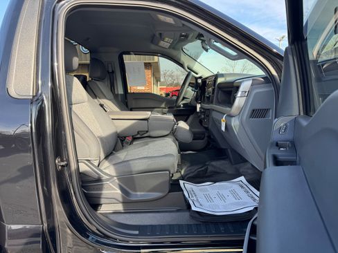 Used 2024 Ford F250 XL w/ FX4 Off-Road Package image 12
