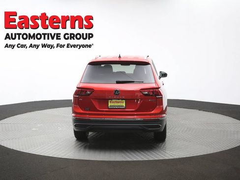 Used 2023 Volkswagen Tiguan SE AWD/4WD image 34