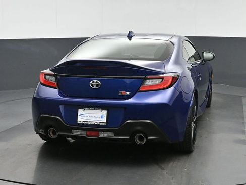 Used 2024 Toyota GR86 Premium RWD image 6