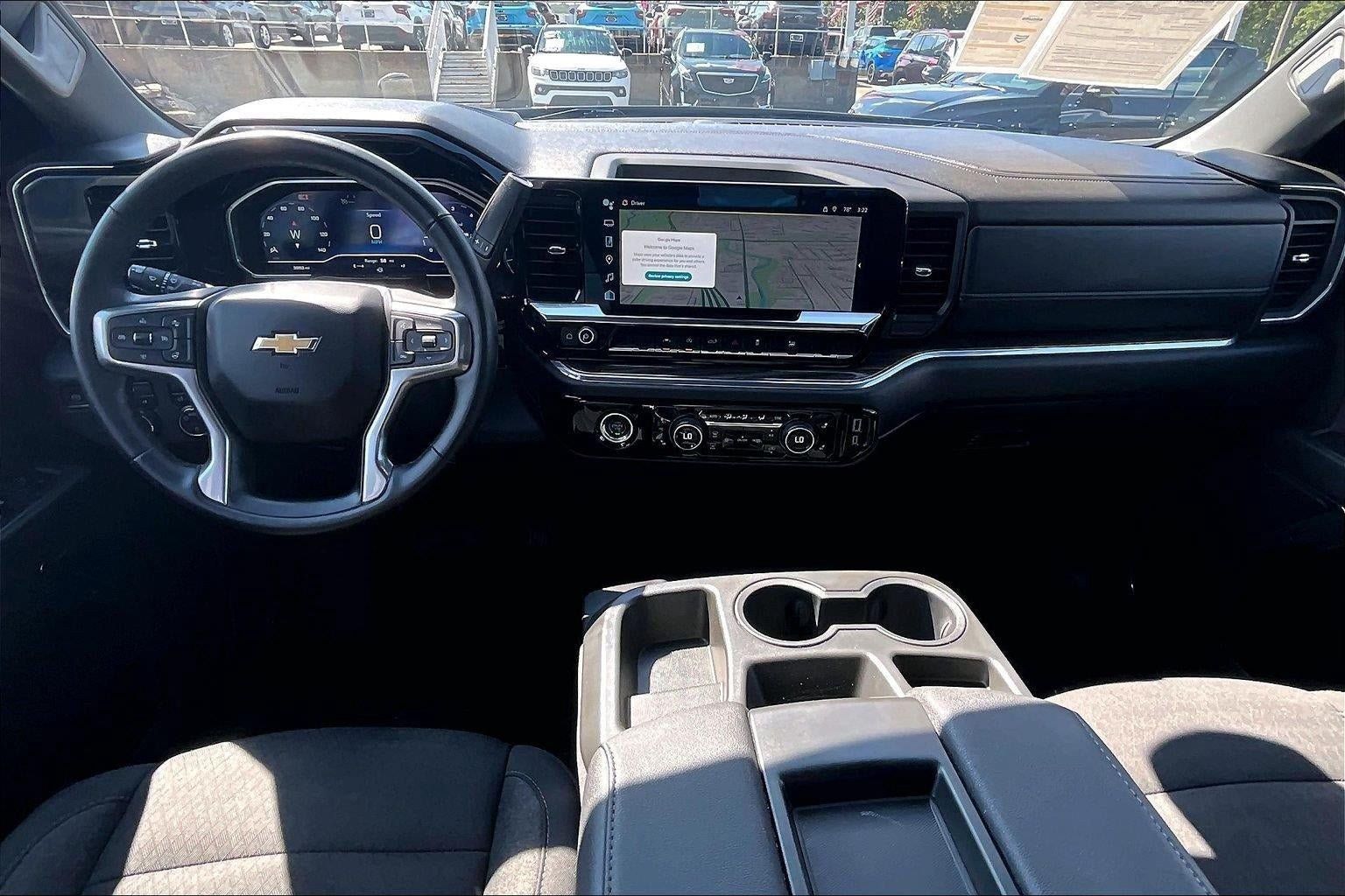 Used 2024 Chevrolet Silverado 1500 LT AWD/4WD image 14