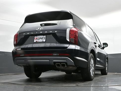Used 2024 Hyundai Palisade SEL FWD image 41