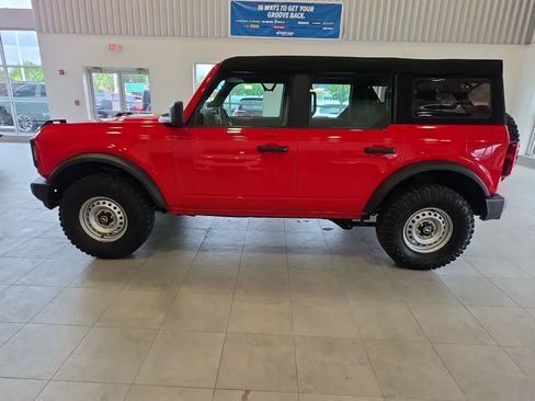 Used 2023 Ford Bronco 4-Door AWD/4WD image 12