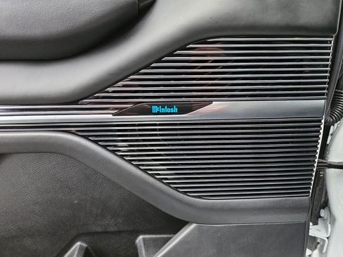 Used 2024 Jeep Grand Wagoneer L Series III image 22