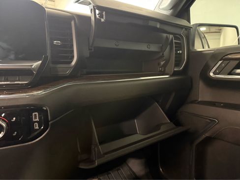 Used 2024 GMC Sierra 1500 Elevation w/ X31 Off-Road Package AWD/4WD image 21