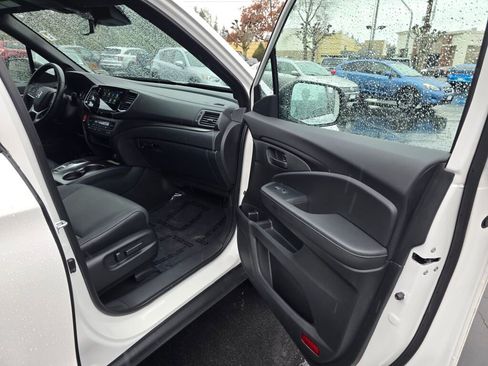 Certified 2023 Honda Passport EX-L image 14