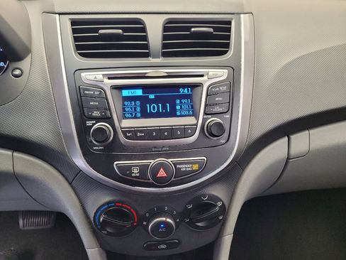 Used 2016 Hyundai Accent SE image 25