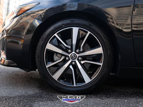 Used 2021 Nissan Maxima 3.5 SV w/ Floor Mat Group image 9