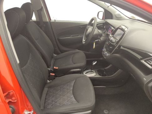 Used 2021 Chevrolet Spark LT FWD image 21