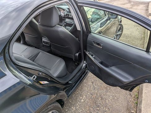 Used 2017 Lexus IS 300 AWD w/ Premium Package image 25