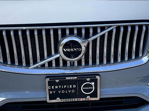 Certified 2025 Volvo XC90 B6 Plus w/ Protection Package Premier AWD/4WD image 32