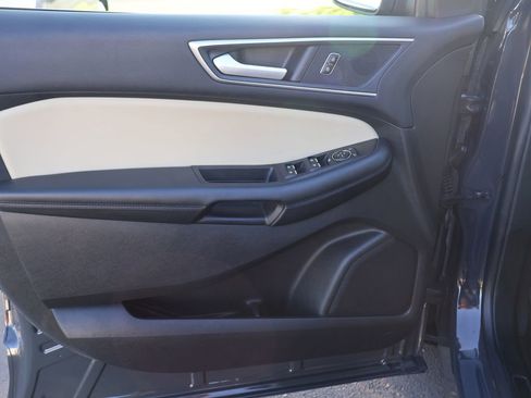 Used 2021 Ford Edge SEL w/ Cargo Accessory Package image 19