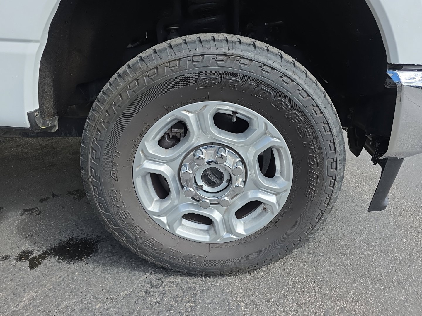 Used 2025 Ford F250 XLT w/ FX4 Off-Road Package AWD/4WD image 38