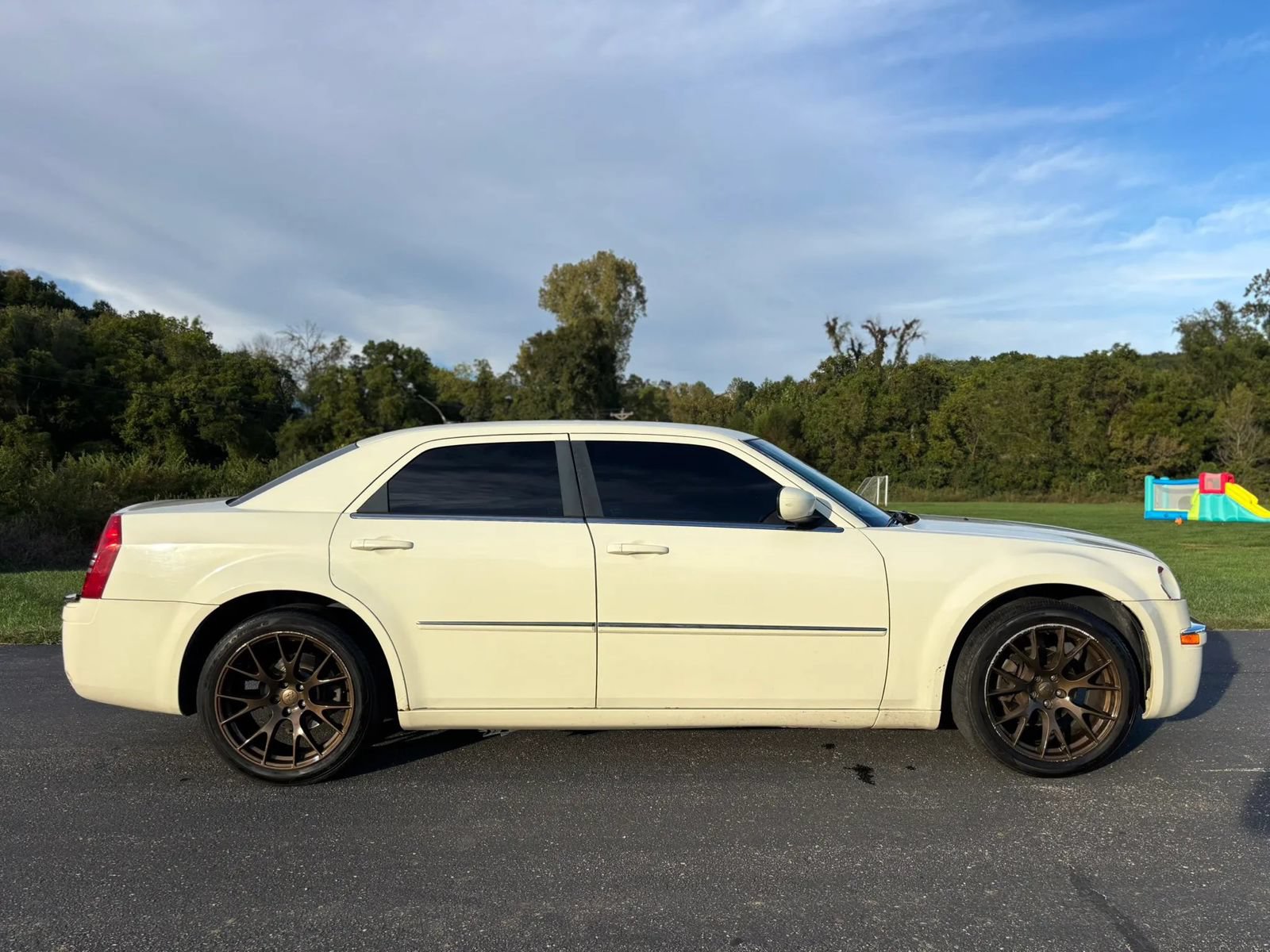 Used 2008 Chrysler 300 Limited RWD image 4