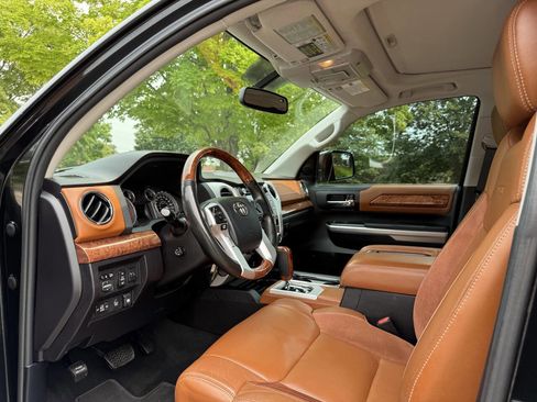 Used 2015 Toyota Tundra 1794 Edition image 12