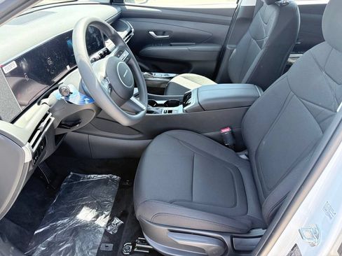 New 2026 Hyundai Tucson SE FWD image 8