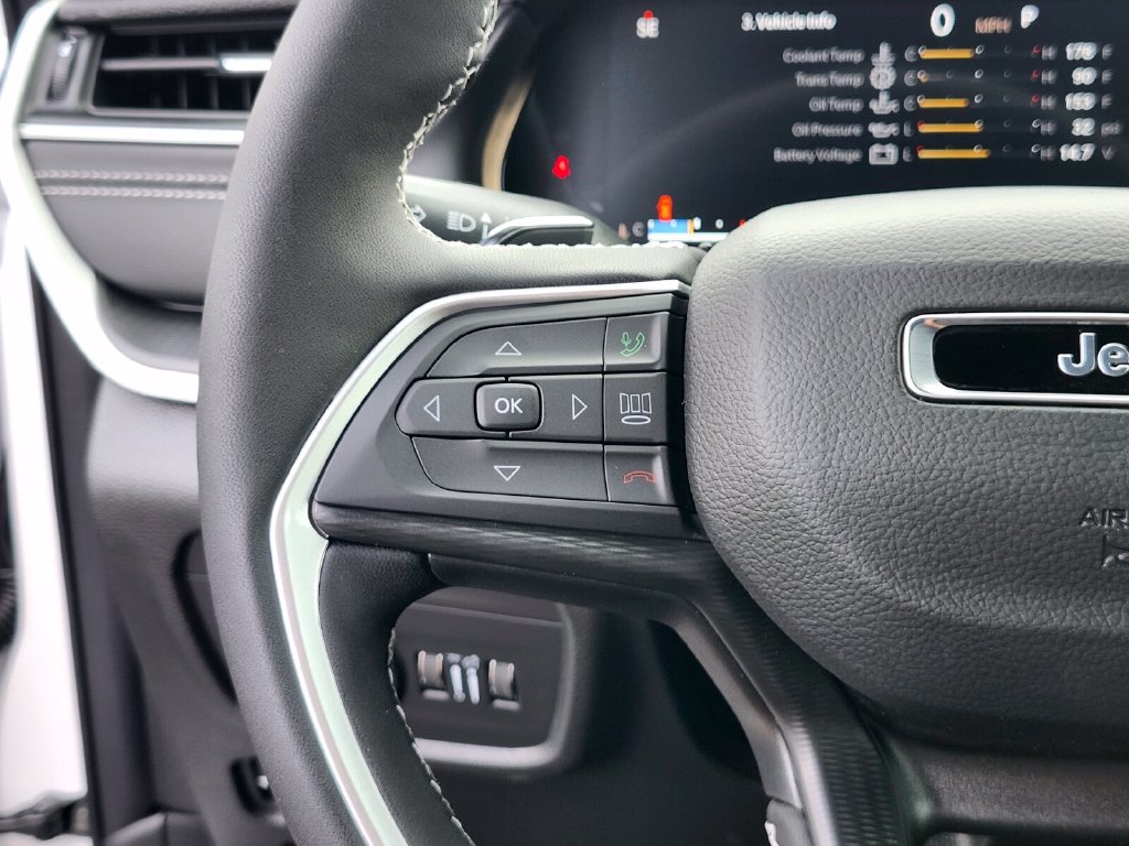 New 2026 Jeep Grand Cherokee Laredo X AWD/4WD image 30