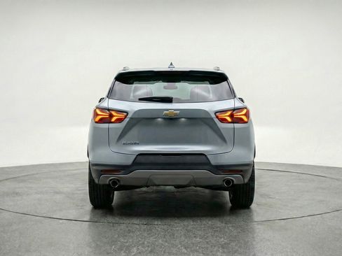 Used 2025 Chevrolet Blazer LT FWD image 7