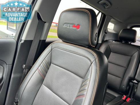 Used 2023 GMC Terrain AT4 AWD/4WD image 18