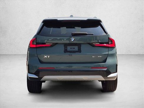 New 2027 BMW X1 xDrive28i AWD/4WD image 8
