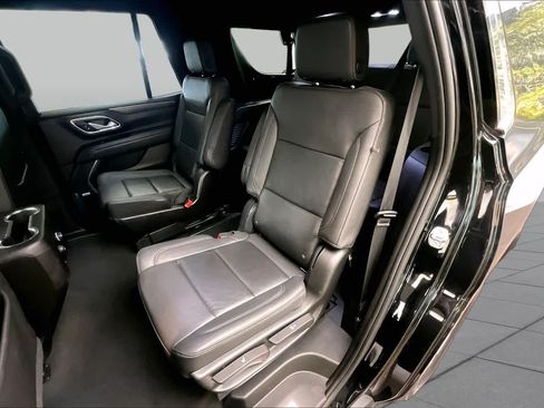Used 2023 Chevrolet Tahoe LT AWD/4WD image 17
