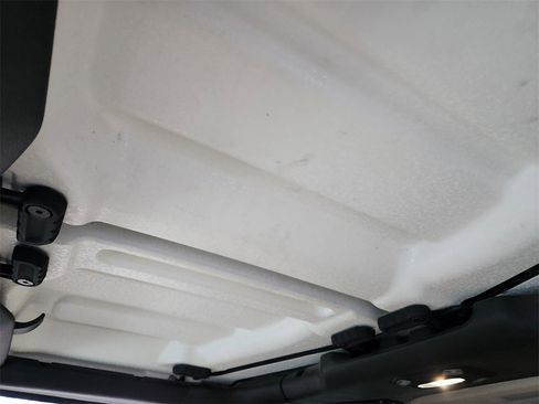 Used 2018 Jeep Wrangler Unlimited Sahara w/ LED Lighting Group image 15