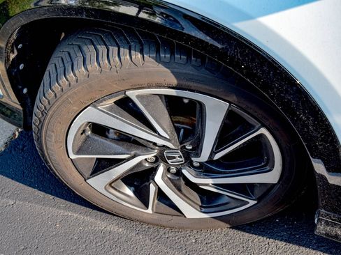 Used 2019 Honda HR-V Sport image 12