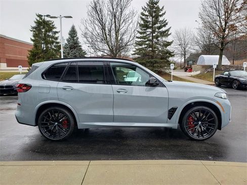 New 2026 BMW X5 M60i image 4