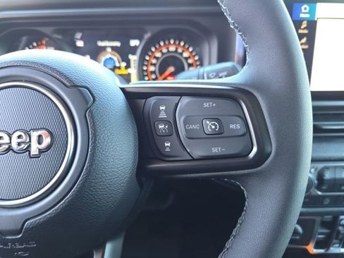 New 2026 Jeep Gladiator Sport AWD/4WD image 15