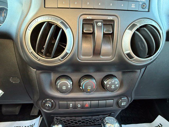 Used 2017 Jeep Wrangler Sport w/ Quick Order Package 24S AWD/4WD image 20