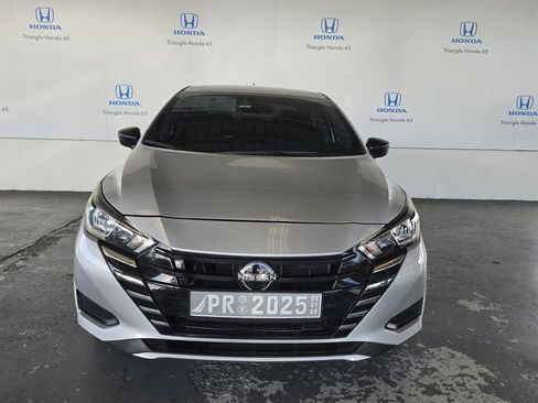 Used 2023 Nissan Versa S image 20