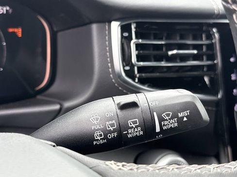 New 2026 Jeep Grand Wagoneer Limited AWD/4WD image 32