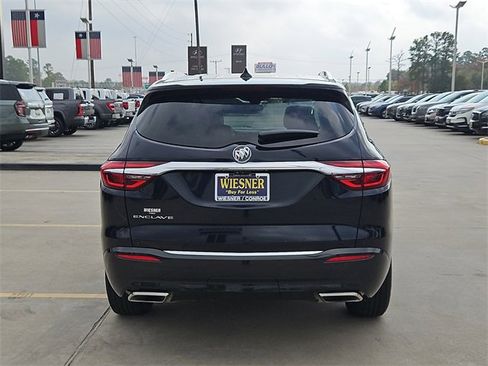 Used 2020 Buick Enclave Essence w/ Sound and Sites Package image 6