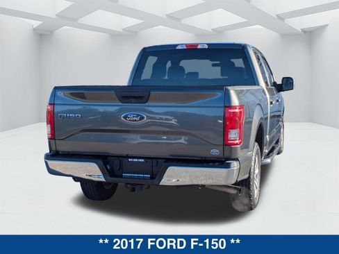 Used 2017 Ford F150 XLT w/ Trailer Tow Package image 4