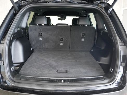 Used 2022 Jeep Grand Cherokee Altitude image 38