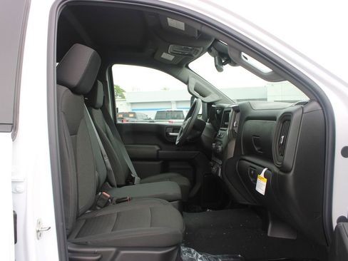 New 2026 Chevrolet Silverado 2500 Custom w/ Custom Value Package AWD/4WD image 30