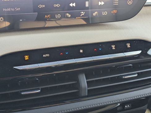 New 2026 Buick Enclave Preferred w/ Power Package image 20