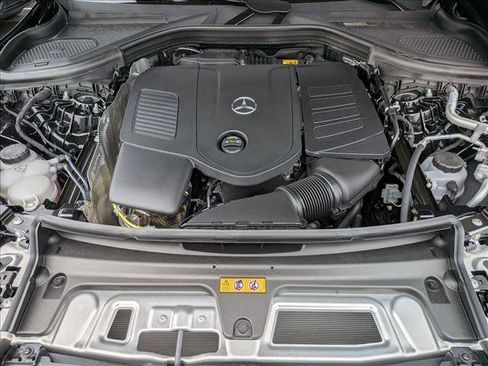 New 2026 Mercedes-Benz GLC 300 4MATIC image 18