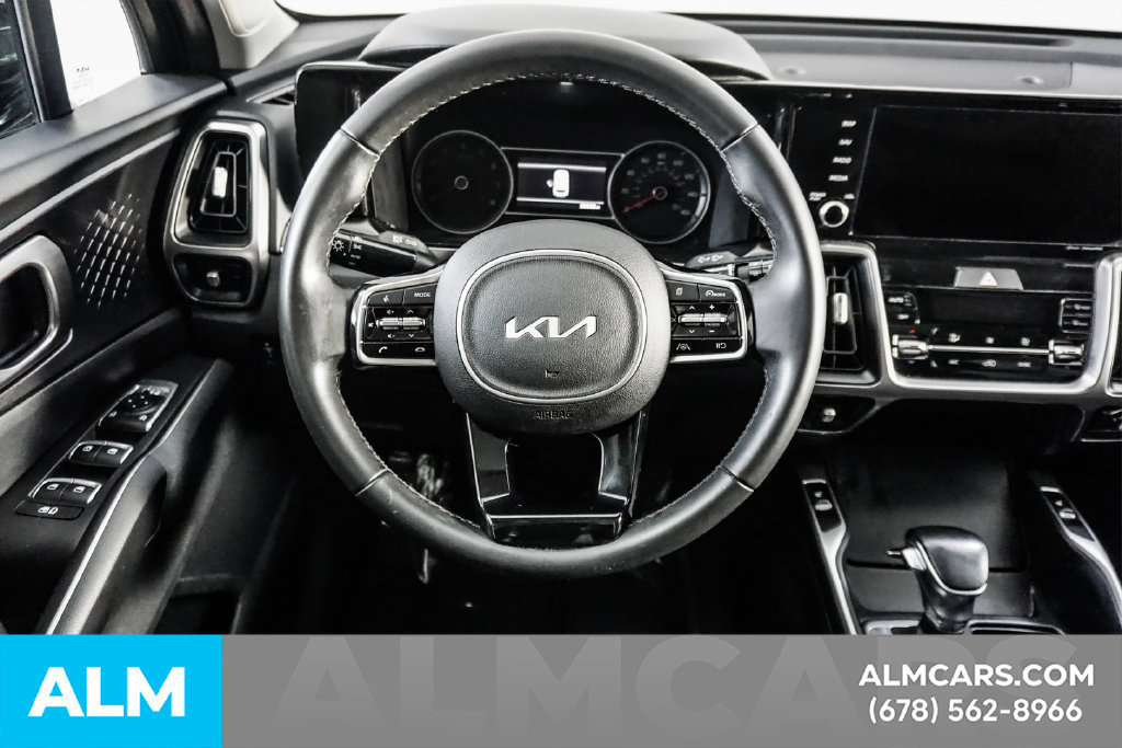 Used 2023 Kia Sorento S w/ Panoramic Sunroof Package FWD image 23